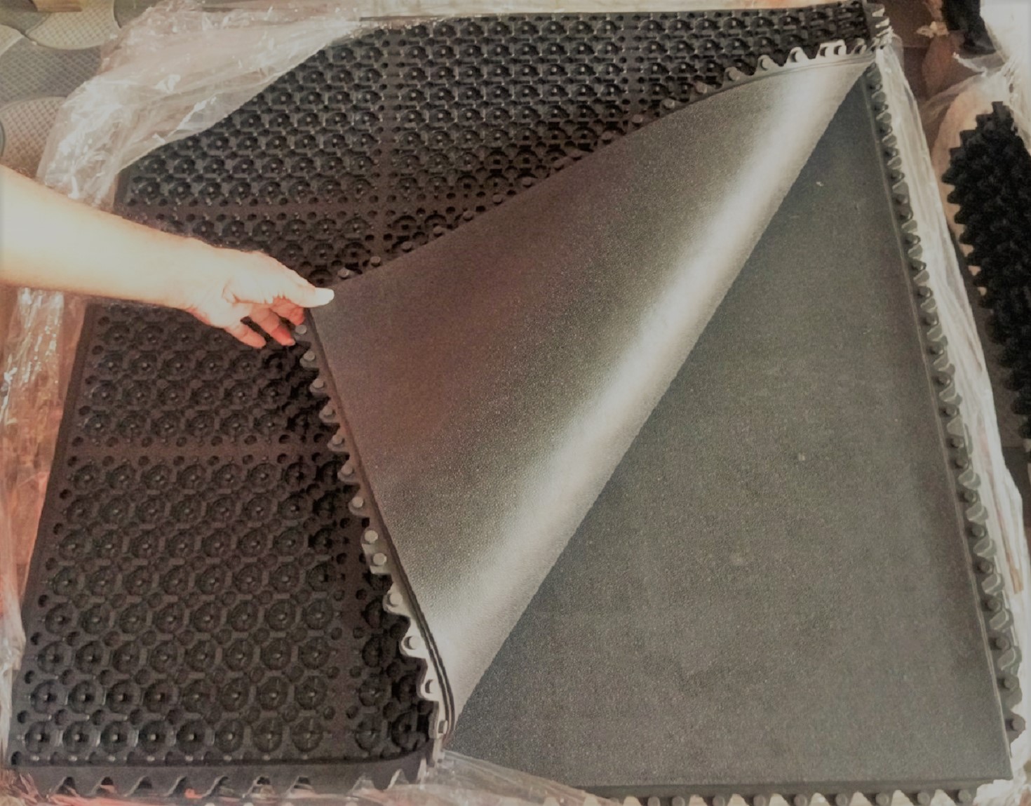 RESIZE 90 X 90 X 16MM